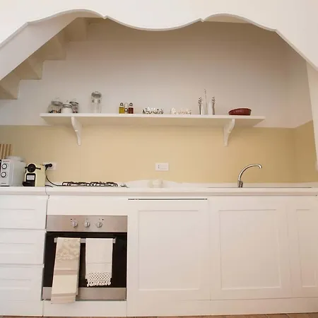 Rossella House Apartment *