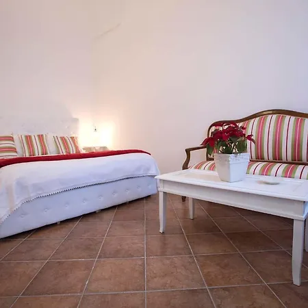 Rossella House Lecce